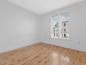 178 Washington Ave, Unit 205 in Chelsea, MA - Building Photo - Building Photo