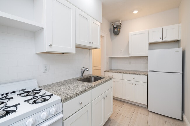 49 Worthington St, Unit 24 in Boston, MA - Foto de edificio - Building Photo