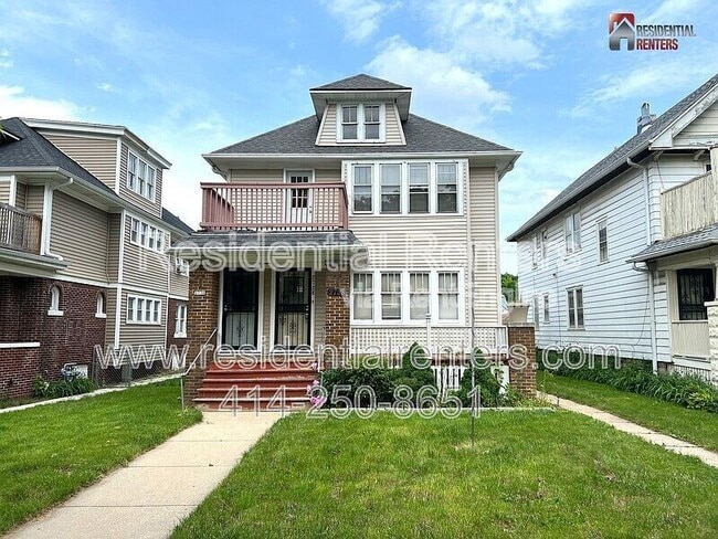 property at 2728 N 47th St