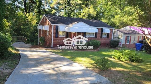 property at 2576 Godfrey Dr NW