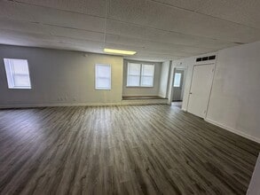 701 N Main St in Independence, MO - Building Photo - Building Photo