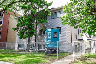 Mateo Place in Edmonton, AB - Building Photo