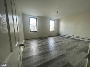 270 S 52nd St in Philadelphia, PA - Building Photo - Building Photo
