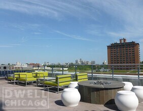 1537 N Clybourn Ave, Unit 1-Bedroom in Chicago, IL - Foto de edificio - Building Photo
