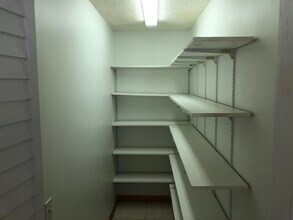 4063 SE Jacaranda St in Stuart, FL - Building Photo - Building Photo