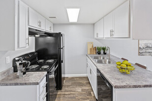 Catalina Ridge Apartments