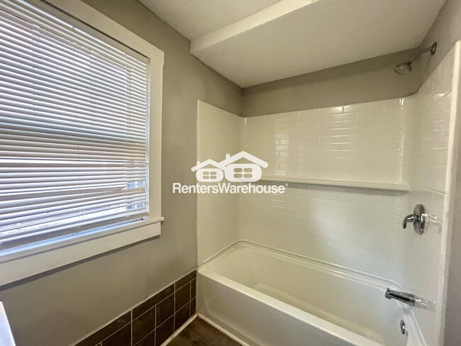 2846 Myrtle Ave in Kansas City, MO - Building Photo - Building Photo