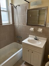 3940 Bronx Blvd in Bronx, NY - Building Photo - Building Photo