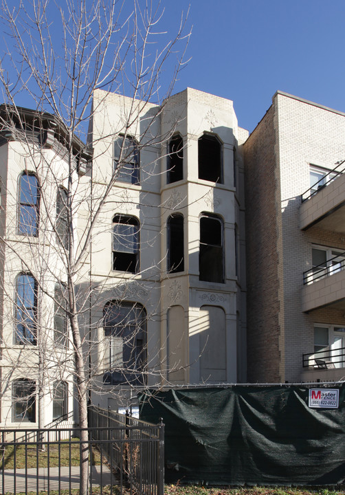 3525 S King Dr in Chicago, IL - Building Photo