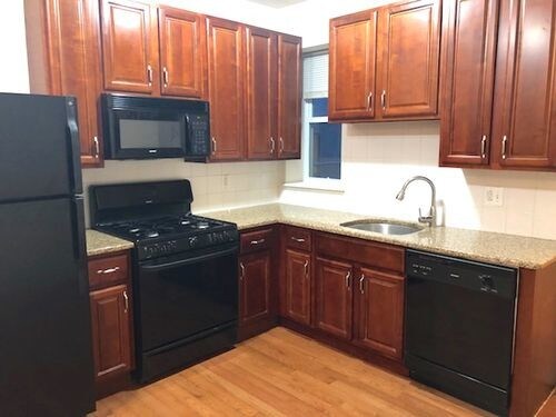 2919 W Girard Ave-Unit -2 in Philadelphia, PA - Building Photo