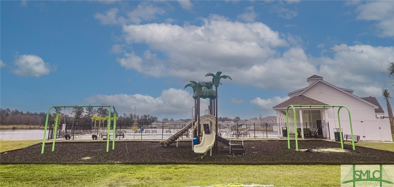 25 Sago Palm Wy in Bloomingdale, GA - Building Photo