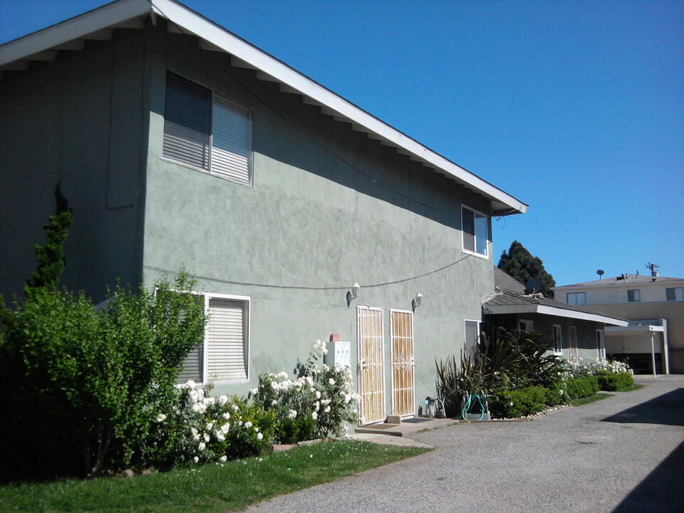 732 Clay Ave in Huntington Beach, CA - Building Photo