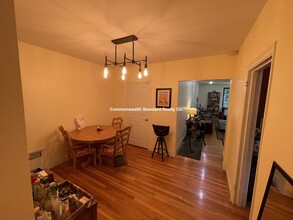 65 Strathmore Rd, Unit 38 in Boston, MA - Foto de edificio - Building Photo