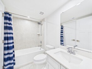 9806 Oaklawn Blvd NW in Huntersville, NC - Building Photo - Building Photo