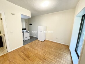 15 Wait St, Unit 3R in Boston, MA - Building Photo - Building Photo