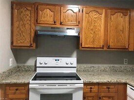 5775 W Hastings Arch in Virginia Beach, VA - Building Photo