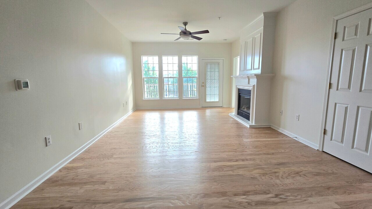 14353 San Paolo Ln, Unit Ballantyne 2BD/2BA in Charlotte, NC - Foto de edificio