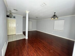 1101 Roundhouse Dr in Saginaw, TX - Building Photo - Building Photo