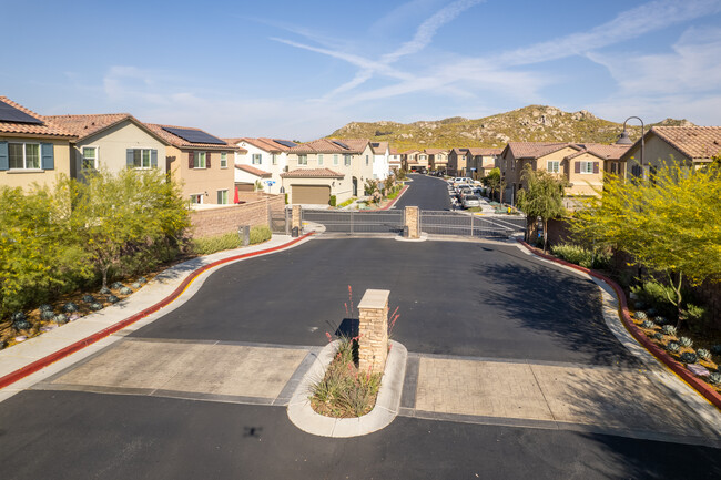 Hyde Park in Moreno Valley, CA - Building Photo - Building Photo