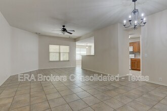 1644 Cloudy Brook in Schertz, TX - Building Photo - Building Photo