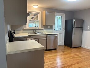 39 Calvert Pl in Bridgeport, CT - Building Photo - Building Photo