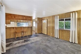 8491 Cimarron Way, Unit 8491 in Maple Falls, WA - Building Photo - Building Photo
