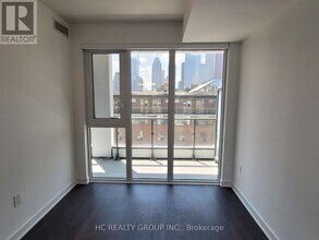 121-121 Lower Sherbourne St in Toronto, ON - Building Photo - Building Photo