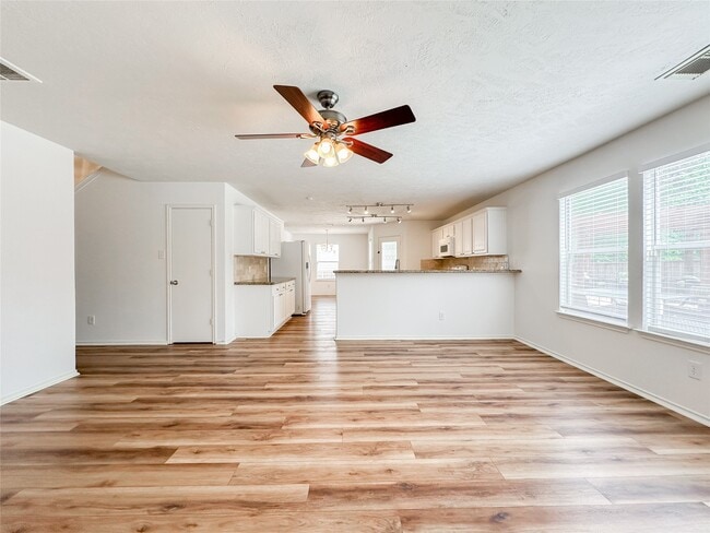 property at 11 Orion Star Ct