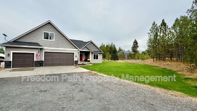 property at 1519 Delano Rd