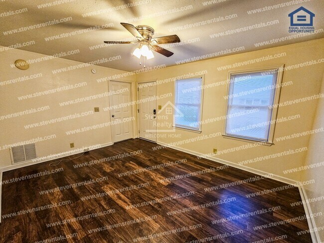 500 Skyline Dr in McMinnville, TN - Building Photo - Building Photo