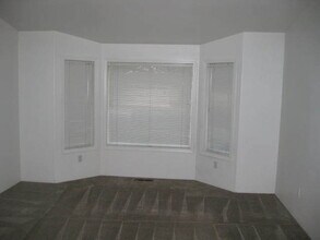 2640 Montara Dr in Medford, OR - Building Photo - Building Photo
