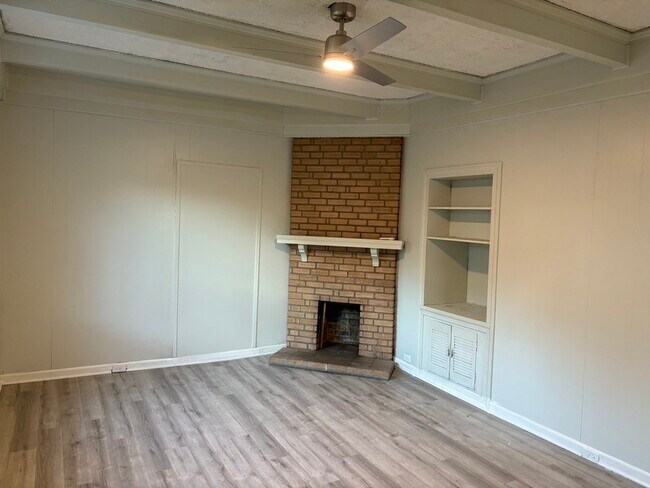 225 Poplar St in Winnsboro, SC - Building Photo - Building Photo