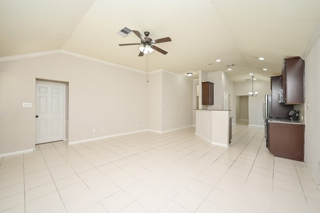 property at 18707 Majestic Vista Ln