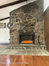 5262 NY-28 in Mount Tremper, NY - Building Photo - Building Photo