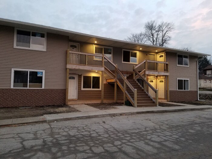 1216 N Sheridan St in Danville, IL - Foto de edificio