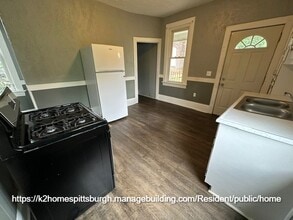 900 Meldon Ave in Donora, PA - Building Photo - Building Photo