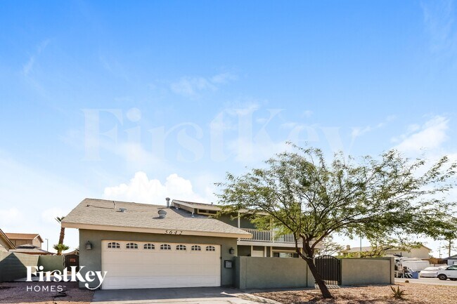 5642 Clydesdale St in Las Vegas, NV - Building Photo - Building Photo