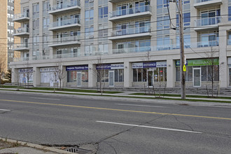 Aquaview Condominiums in Toronto, ON - Building Photo - Building Photo