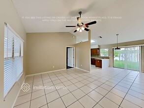 218 S Bristol Cir in Sanford, FL - Building Photo - Building Photo