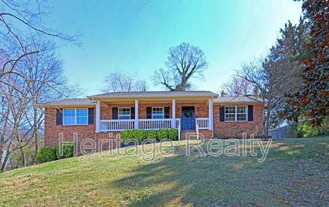 property at 9608 Clearwater Dr