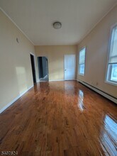 5 N 7th St in Newark, NJ - Foto de edificio - Building Photo