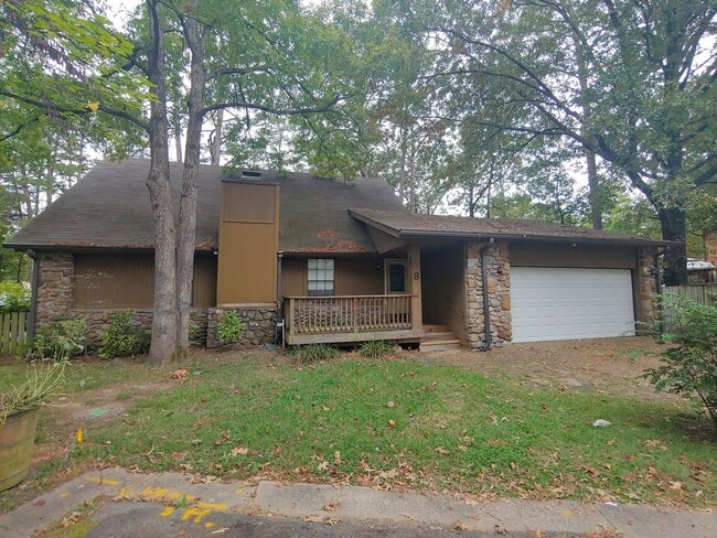 property at 8 Hickory Ln