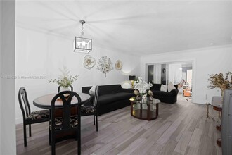 12505 NW 11th Ln in Miami, FL - Building Photo - Building Photo