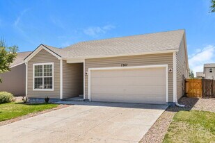 7367 Glenburn Dr in Fountain, CO - Building Photo