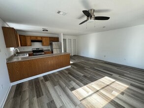 95 Ave I in Apalachicola, FL - Building Photo - Building Photo
