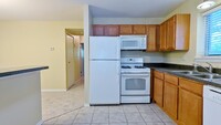 2260 Abbeywood Dr photo'