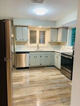 1398 Quechee-Hartland Rd in Hartford, VT - Building Photo - Building Photo