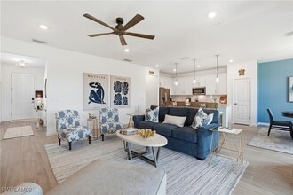 1657 Serena Ave in Naples, FL - Building Photo - Building Photo