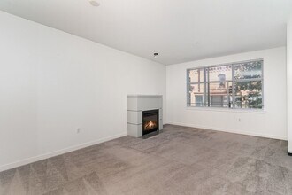 5440 Leary Ave NW in Seattle, WA - Building Photo - Building Photo