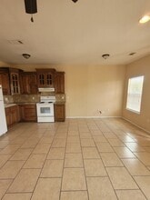 200 Mitchell St in Midland, TX - Building Photo - Building Photo